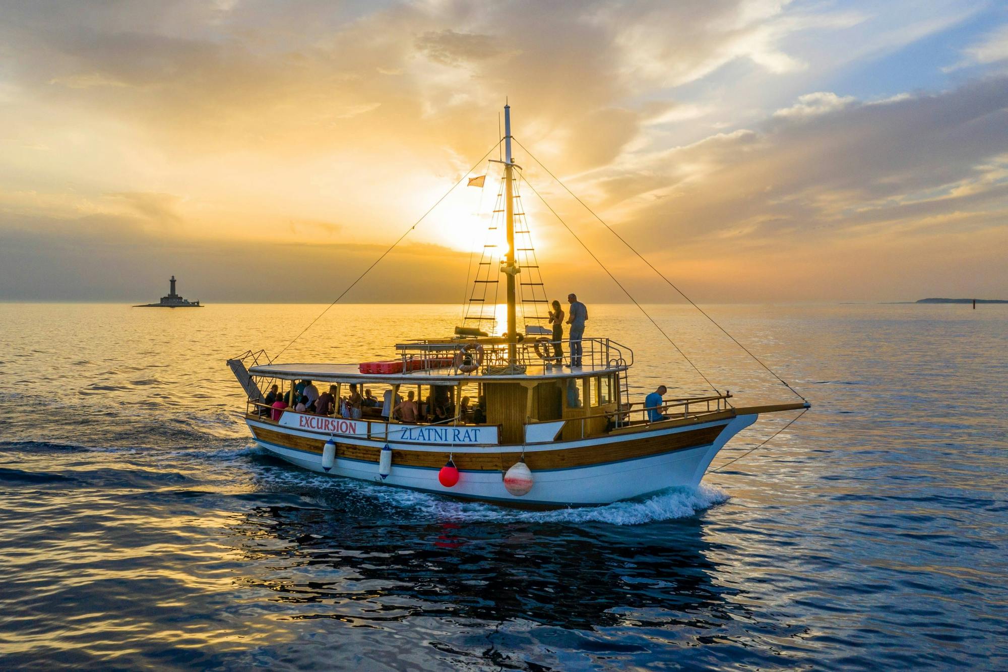 Sunset Safari Dolphin Tour on Boat Tajana from Medulin