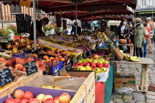 Visita gastronómica ao mercado de Honfleur com degustações