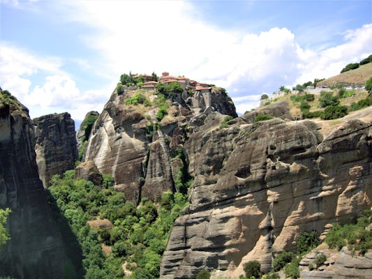 Meteora Monasteries Tour from Corfu with Local Lunch