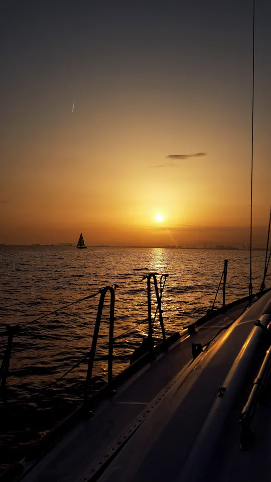 Crociera Premium condivisa al tramonto con Open Bar
