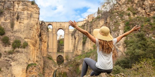 Guided tour to Ronda and Granada's Alhambra from Seville
