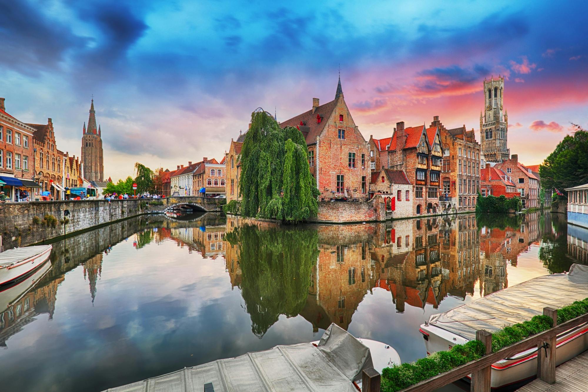Bezoek de hoogtepunten van Brugge in een app voor stadsverkenning