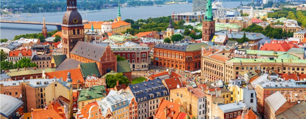 Visite a cena Art Nouveau de Riga em um aplicativo de jogo de exploração da cidade