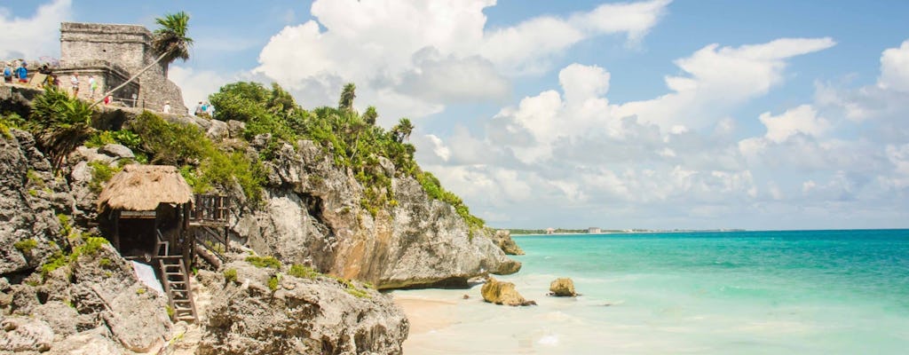 Day trip to the archaeological zone of Tulum and Cenote