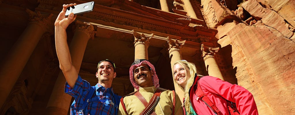 Tour grupal de día completo de Petra desde Aqaba