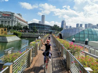 Passeio de bicicleta pela cidade de Lion em Cingapura