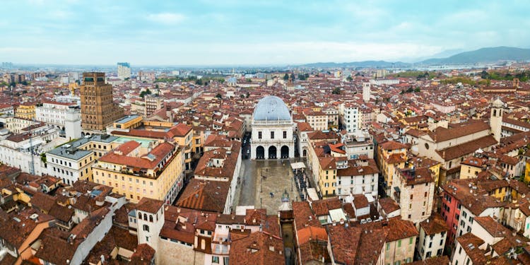 Downloadable audio guide to Bergamo Italian Capital of Culture 2023