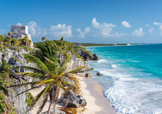 Tour privato della zona archeologica di Tulum e nuotata nel cenote