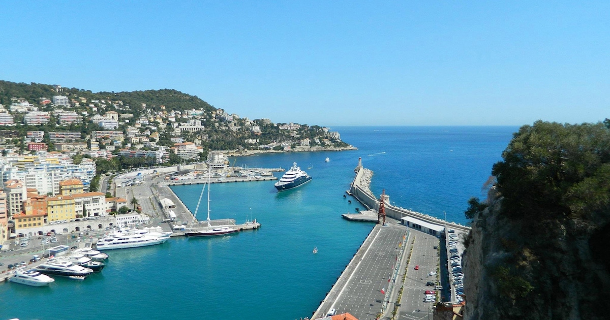 Castle Hill Tours and Tickets