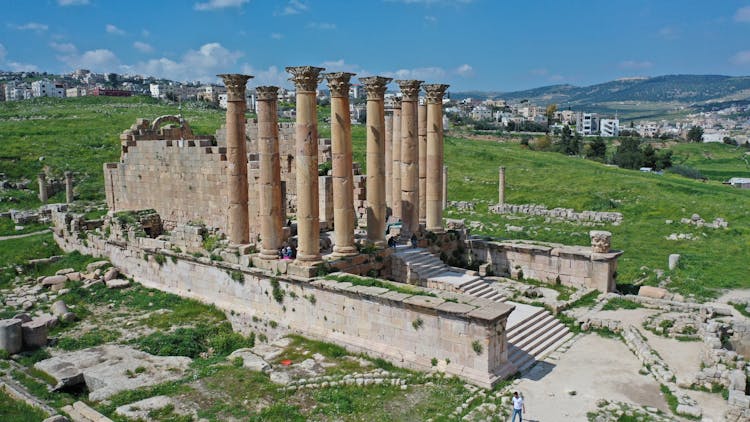 Private North tour to Jerash, Ajloun and Umm Qais