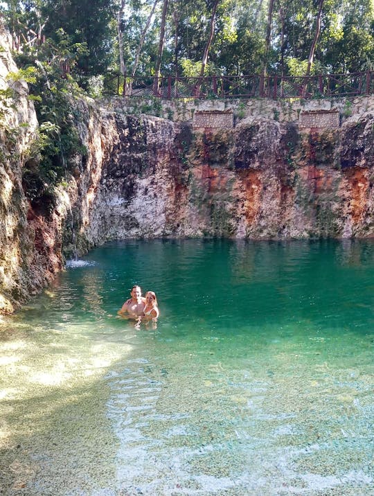 Santuario del Chocolate con baño en cenote, taller de miel y almuerzo