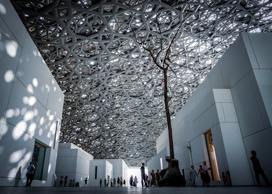 Volledige Abu Dhabi-tour met Louvre vanuit Abu Dhabi