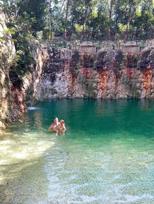 Chocolade Heiligdom met Zwemmen in een Cenote, Honing Workshop & Lunch