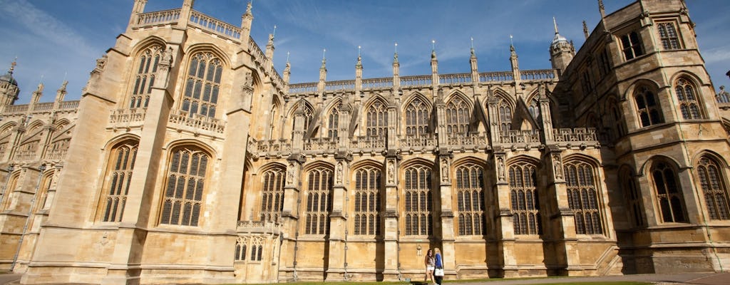 Windsor Castle entrance with self-guided tour