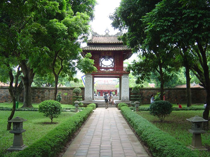 South and North Vietnam 6 days tour