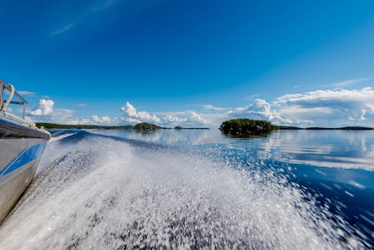 Safari of 100 islands in Linnansaari National Park