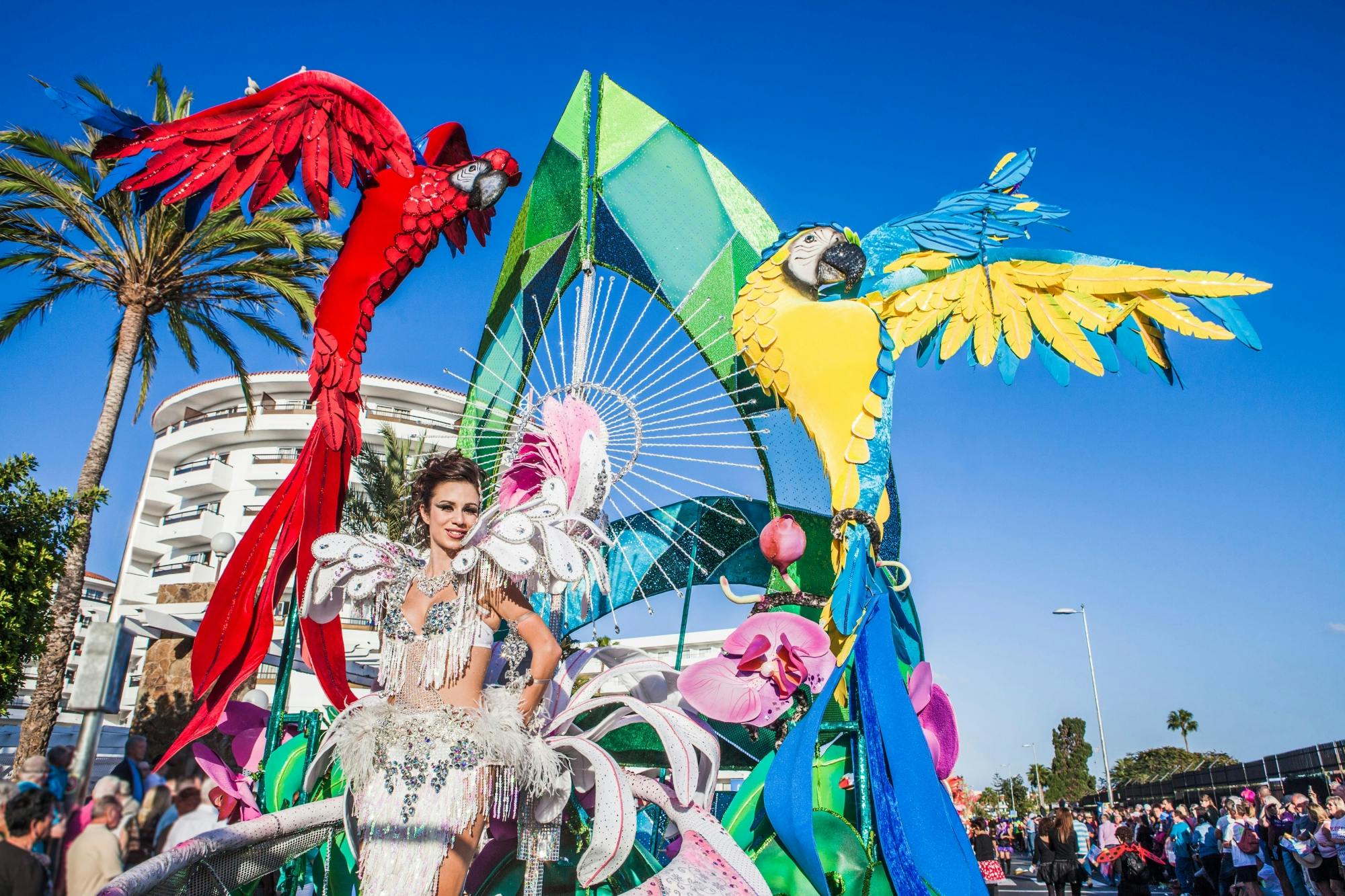 Las Palmas Carnival parade transfers