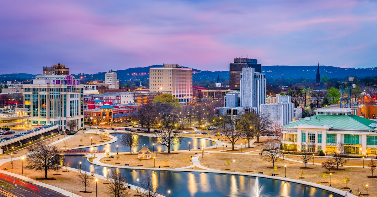 Huntsville: What to Do, What to Book, and How to Plan It (Tips + FAQ)