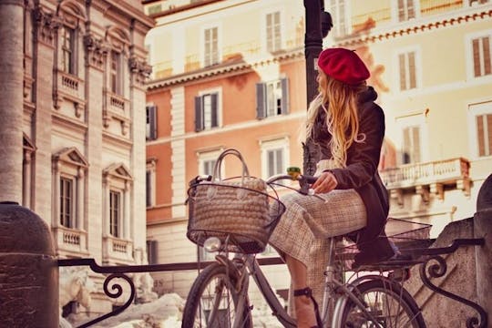 Rome city sights highlight bike tour