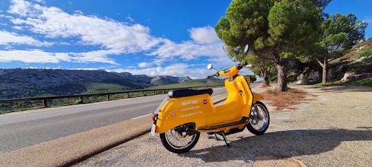 E-Motorbike rental with Virtual Guided Pack and Insurance