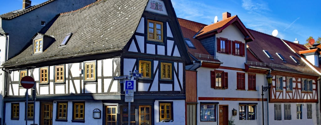 Odkryj prywatnie stare miasto Höchst we Frankfurcie z miejscowym