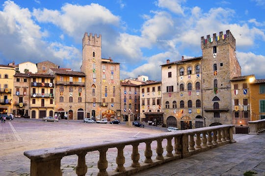 Arezzo private walking tour