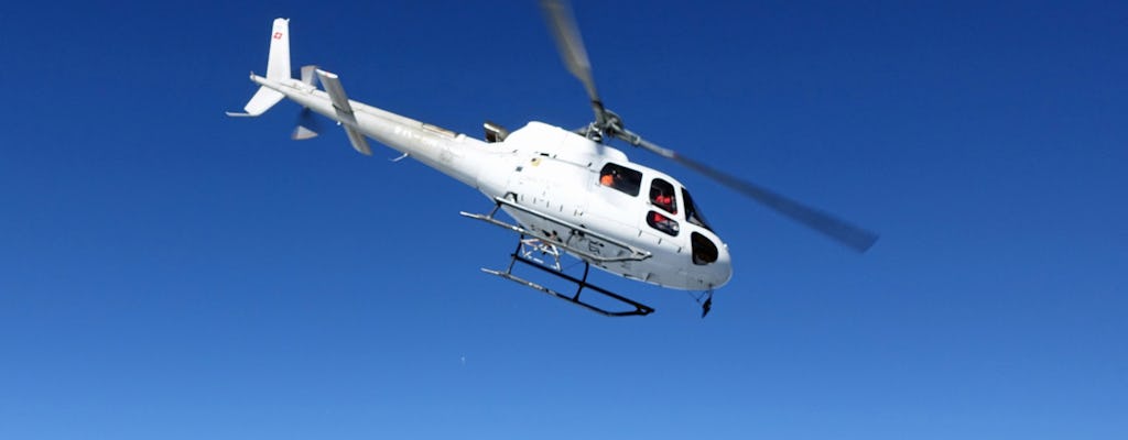 Excursão de helicóptero Jura-Seeland saindo de Bern-Belp