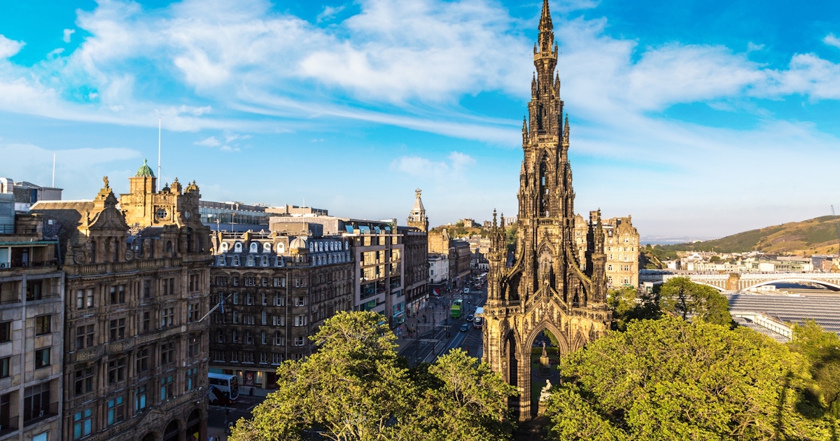Visit the Scott Monument in Edinburgh Visit the Scott Monument in Edinburgh