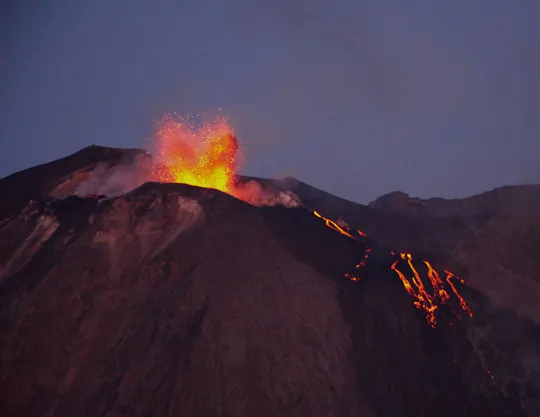 Croisière nocturne vers Panarea et Stromboli au départ de Lipari