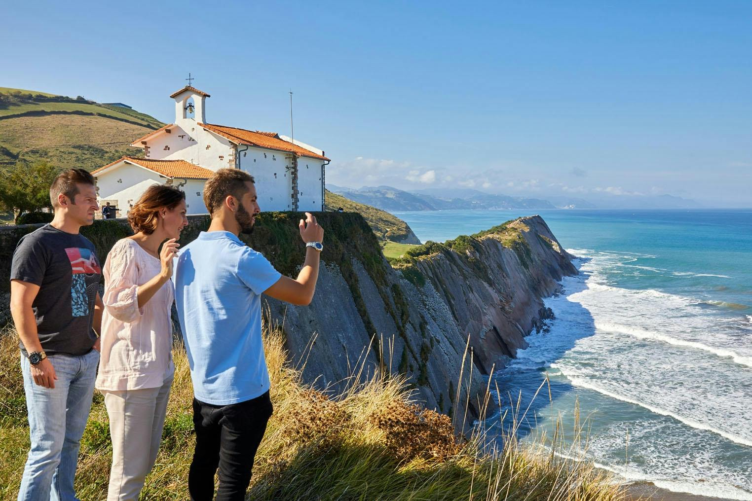 Visita guiada en minivan a Zarautz, Getaria y Zumaia desde San Sebastián