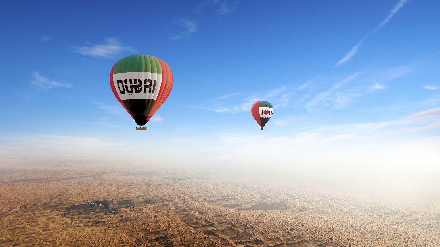 Experiencia en globo aerostático en Dubái con desayuno