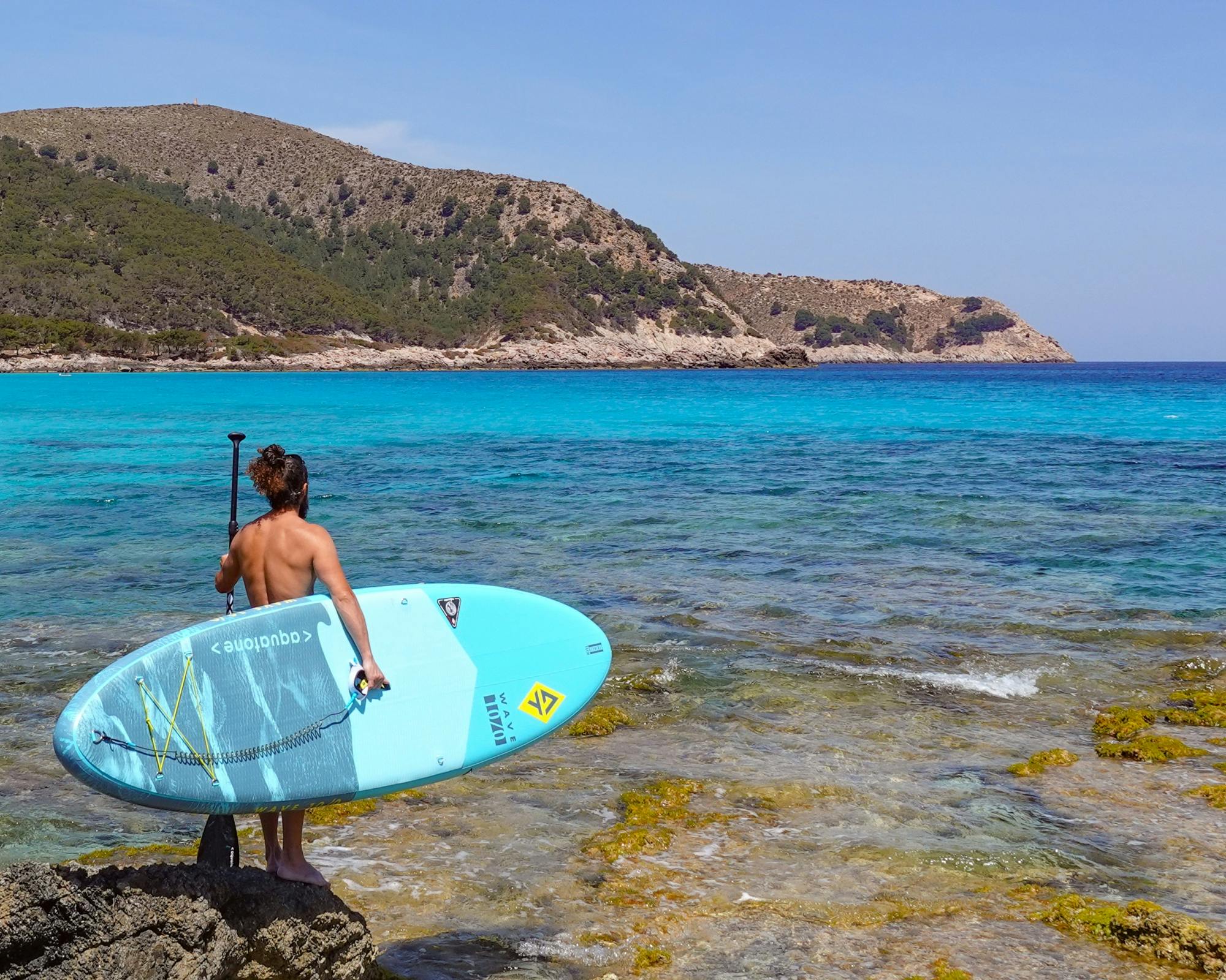 Small group SUP experience in Mallorca with beginner and sunset option