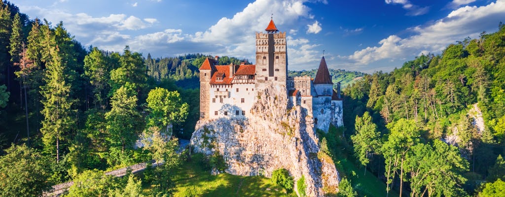 Visita guiada ao Castelo do Drácula, Castelo de Peles e Brasov saindo de Bucareste