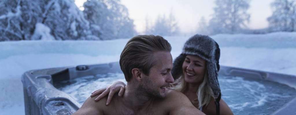 Snow sauna with 3-course dinner, guided tour and transfer in Rovaniemi