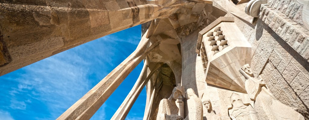 Tickets ohne Anstehen für die Sagrada Familia mit Führung