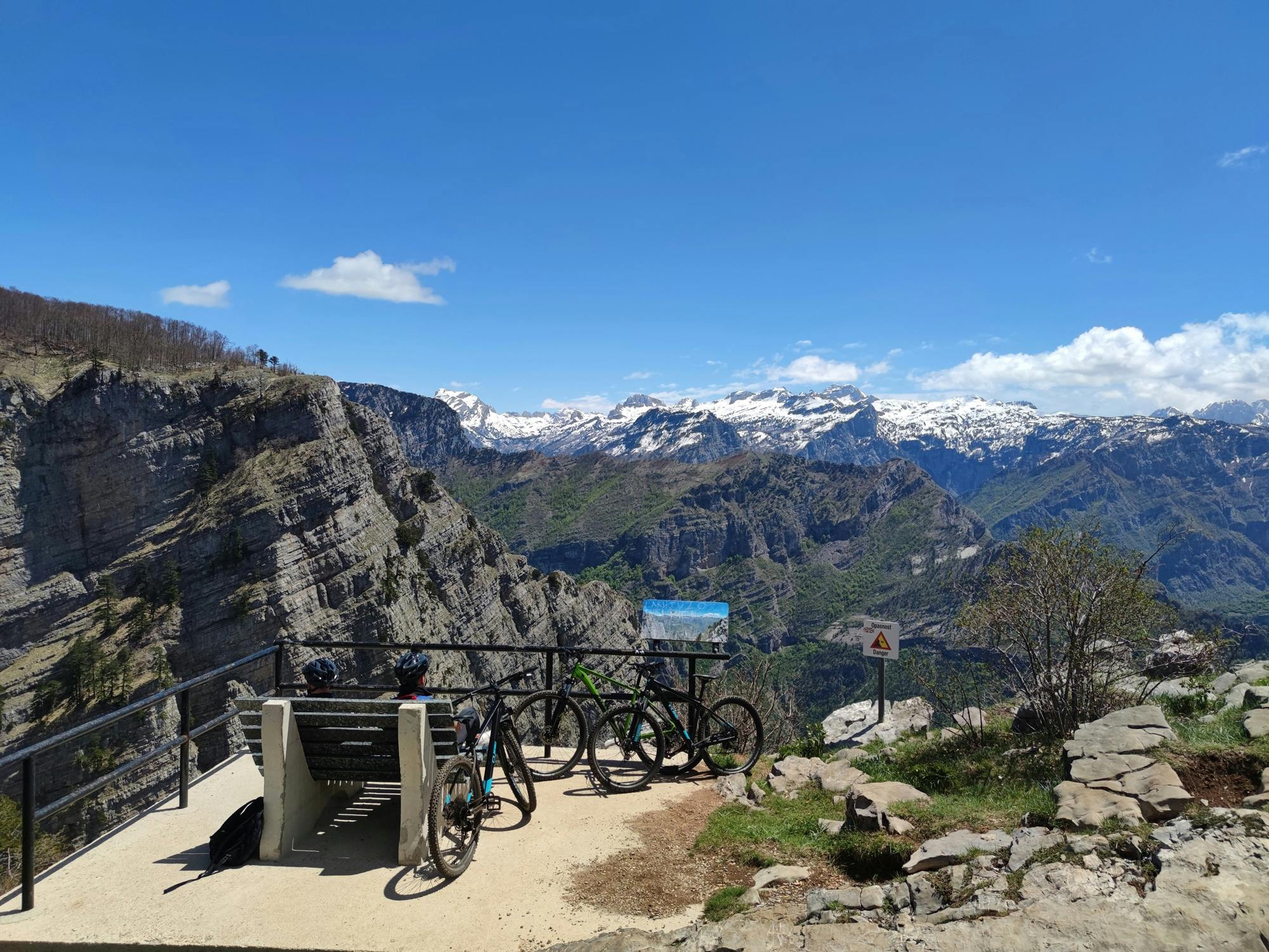 Visite privée à vélo autour de Korita et de ses environs