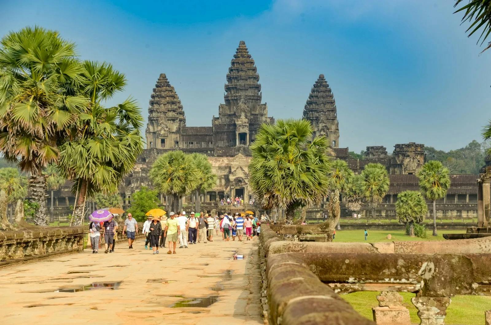 Discover the best of Vietnam and Cambodia in 9 days package tour Musement