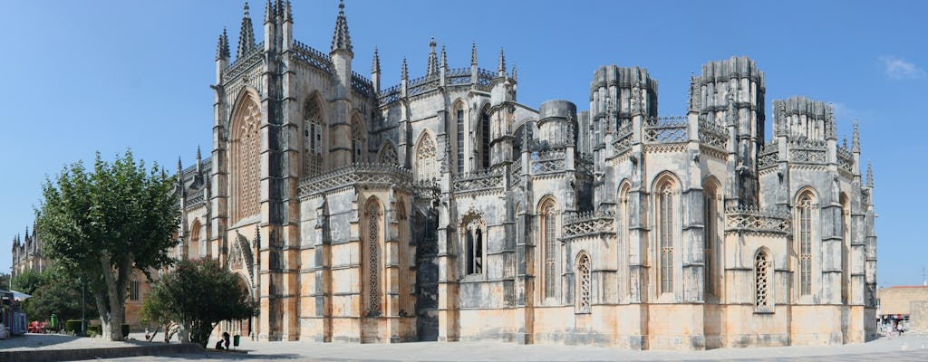 Excursión privada a Fátima, Batalha, Nazaré y Óbidos desde Lisboa