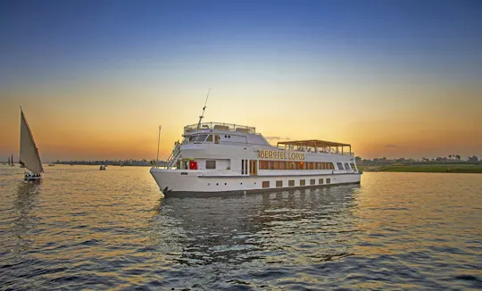 Nile cruise to Dendera from Luxor with guided tour and buffet