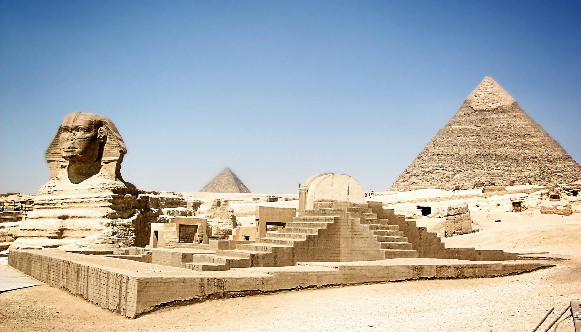 Discover Cairo Polish tour from Hurghada with lunch