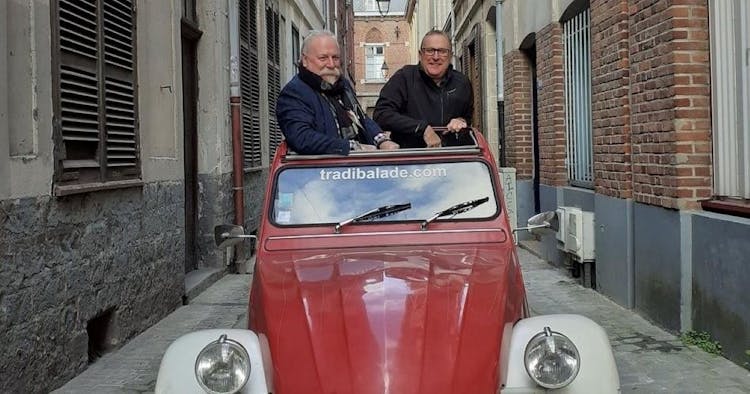 1-hour tour in Lille by Citroën 2CV with tasting