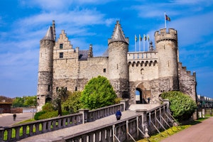Het Steen Castle