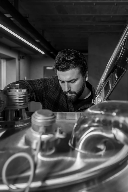 Home-brewing small-group masterclass at Ftelos Brewery in Santorini
