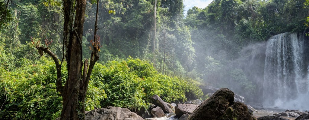 Ganztägige Tour zum Kulen Mountain Waterfall und Beng Mealea von Siem Reap