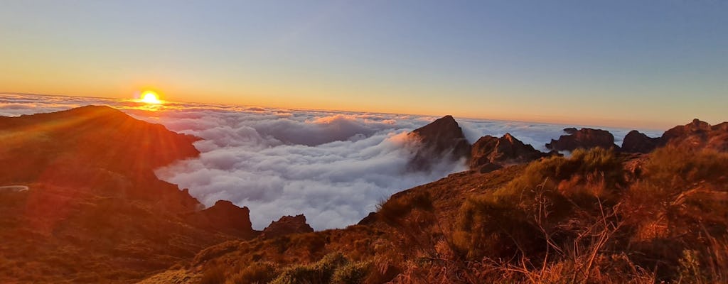 Pico do Arieiro sunset tour with food and drinks from Funchal