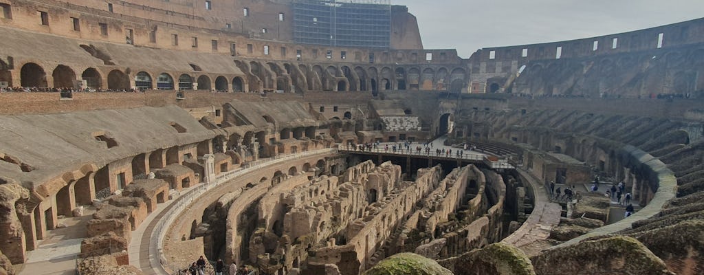 Visita por las zonas restringidas del Coliseo con acceso a la Arena y Monte Palatino