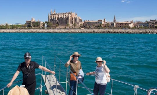 Paseo en barco por la Bahía de Palma con Marco Polo Cruises