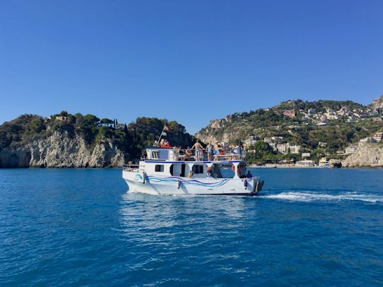 Tour in barca dell'Isola Bella e snorkeling