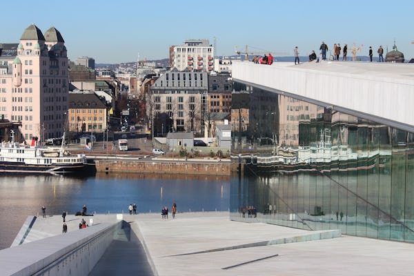 Explore Oslo em 60 minutos com um local
