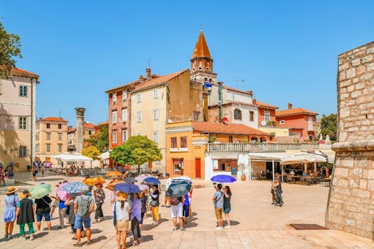 Recorrido privado a pie por la historia del casco antiguo de Zadar